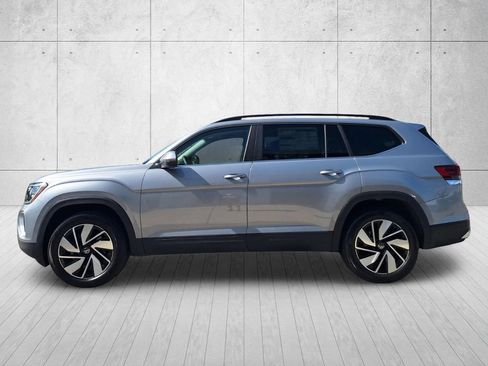 Used 2026 Volkswagen Atlas SE FWD image 8