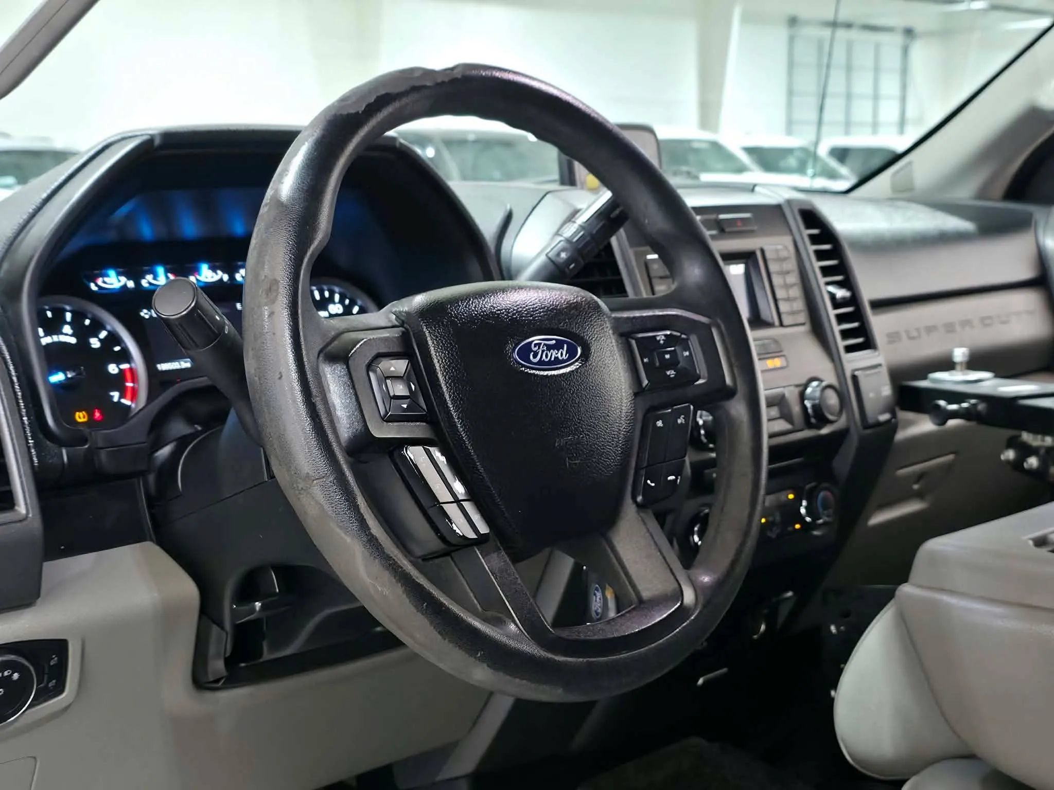 Used 2017 Ford F250 XL w/ Power Equipment Group AWD/4WD image 10