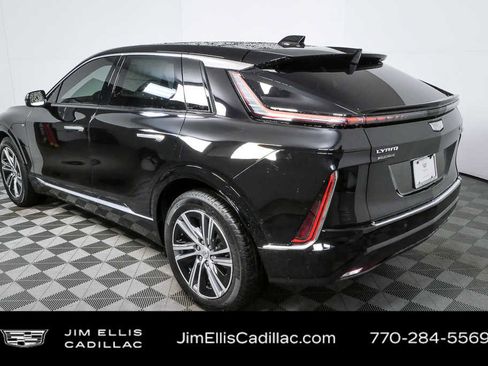 New 2026 Cadillac Lyriq Luxury RWD image 31