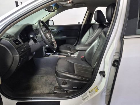 Used 2010 Mercury Milan Premier image 9