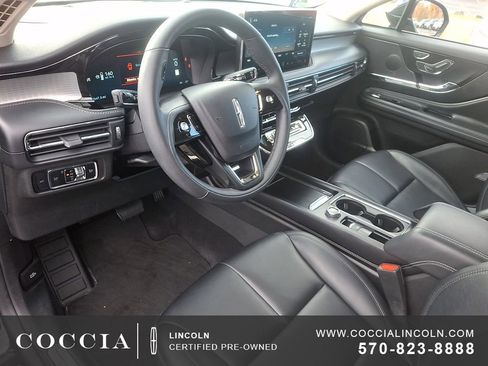 Certified 2024 Lincoln Corsair AWD image 15