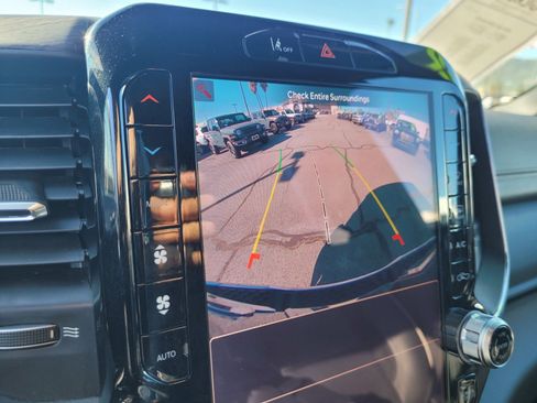 Used 2025 RAM 1500 Laramie image 18