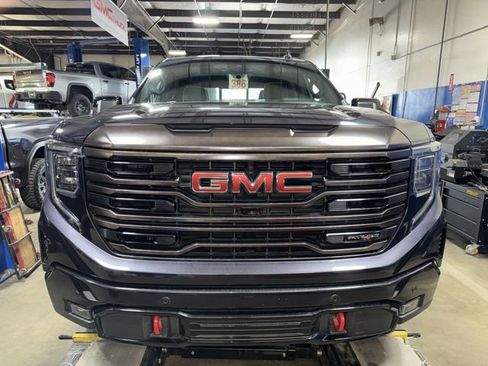 Used 2022 GMC Sierra 1500 AT4X AWD/4WD image 2