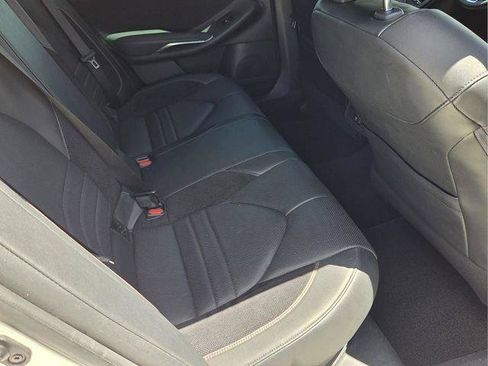 Used 2019 Toyota Avalon XSE FWD image 17