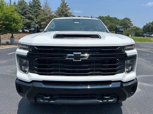 New 2026 Chevrolet Silverado 2500 Custom w/ Custom Blackout Package AWD/4WD image 15