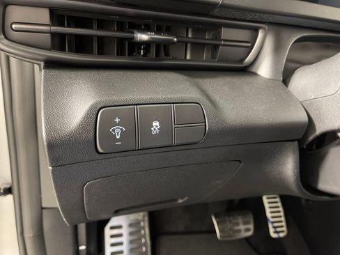 New 2026 Hyundai Elantra Sport image 31