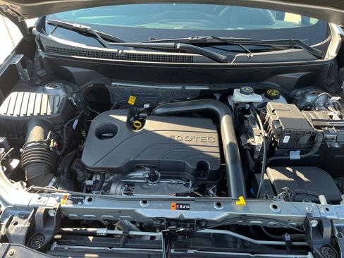 Used 2024 Chevrolet Equinox RS image 28