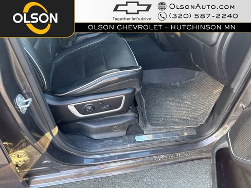 Used 2019 RAM 1500 Laramie image 37