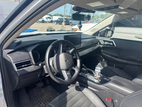 Used 2025 Mitsubishi Outlander SE AWD/4WD image 7