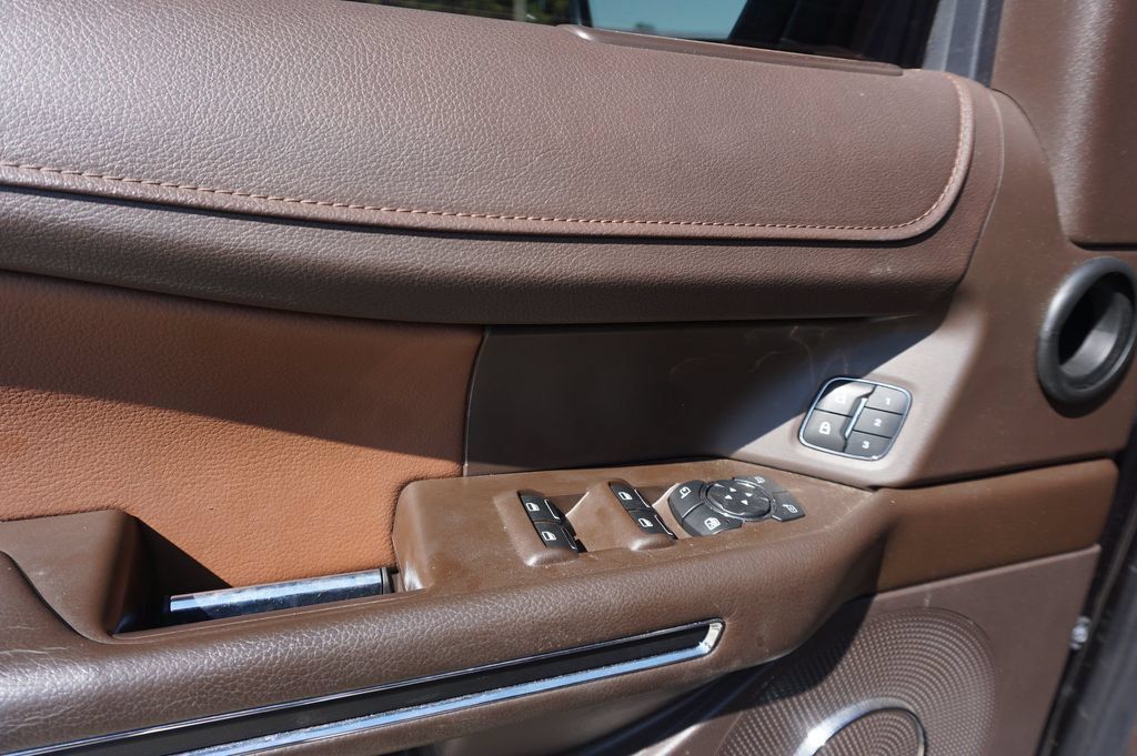 Used 2022 Ford Expedition Max King Ranch AWD/4WD image 4
