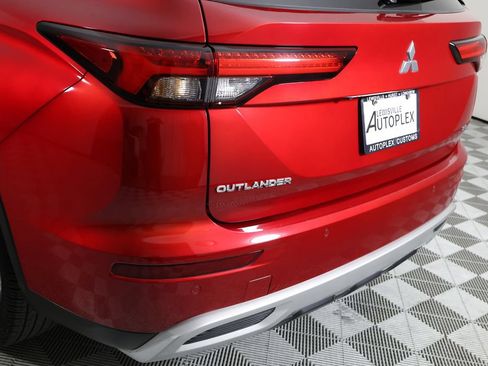 Used 2024 Mitsubishi Outlander SE FWD image 44