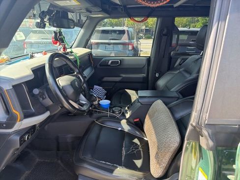 Used 2023 Ford Bronco Badlands w/ Sasquatch Package image 9