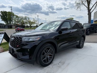 Used 2025 Ford Explorer ST