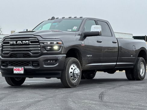 New 2026 RAM 3500 Laramie w/ Max Tow Package image 7