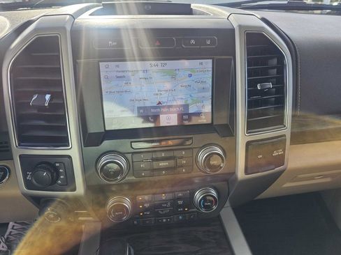 Used 2020 Ford F150 Lariat w/ Equipment Group 502A Luxury image 12