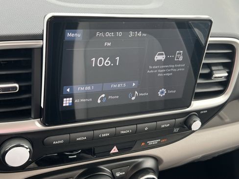 New 2026 Hyundai Venue SEL image 17