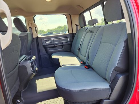 Used 2019 RAM 2500 Big Horn AWD/4WD image 12