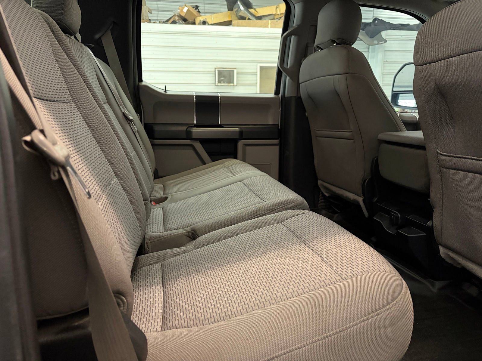 Used 2017 Ford F250 XLT w/ XLT Value Package AWD/4WD image 32