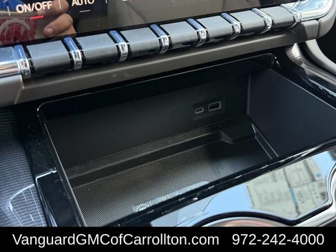 New 2026 GMC Yukon XL Elevation w/ Elevation Premium Package AWD/4WD image 18