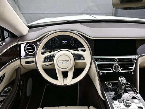New 2026 Bentley Flying Spur Plug-In Hybrid AWD/4WD image 18