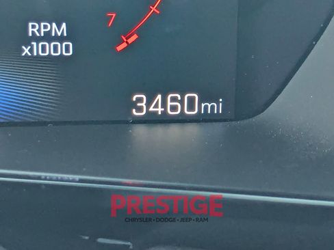Used 2024 Chevrolet Colorado LT AWD/4WD image 15