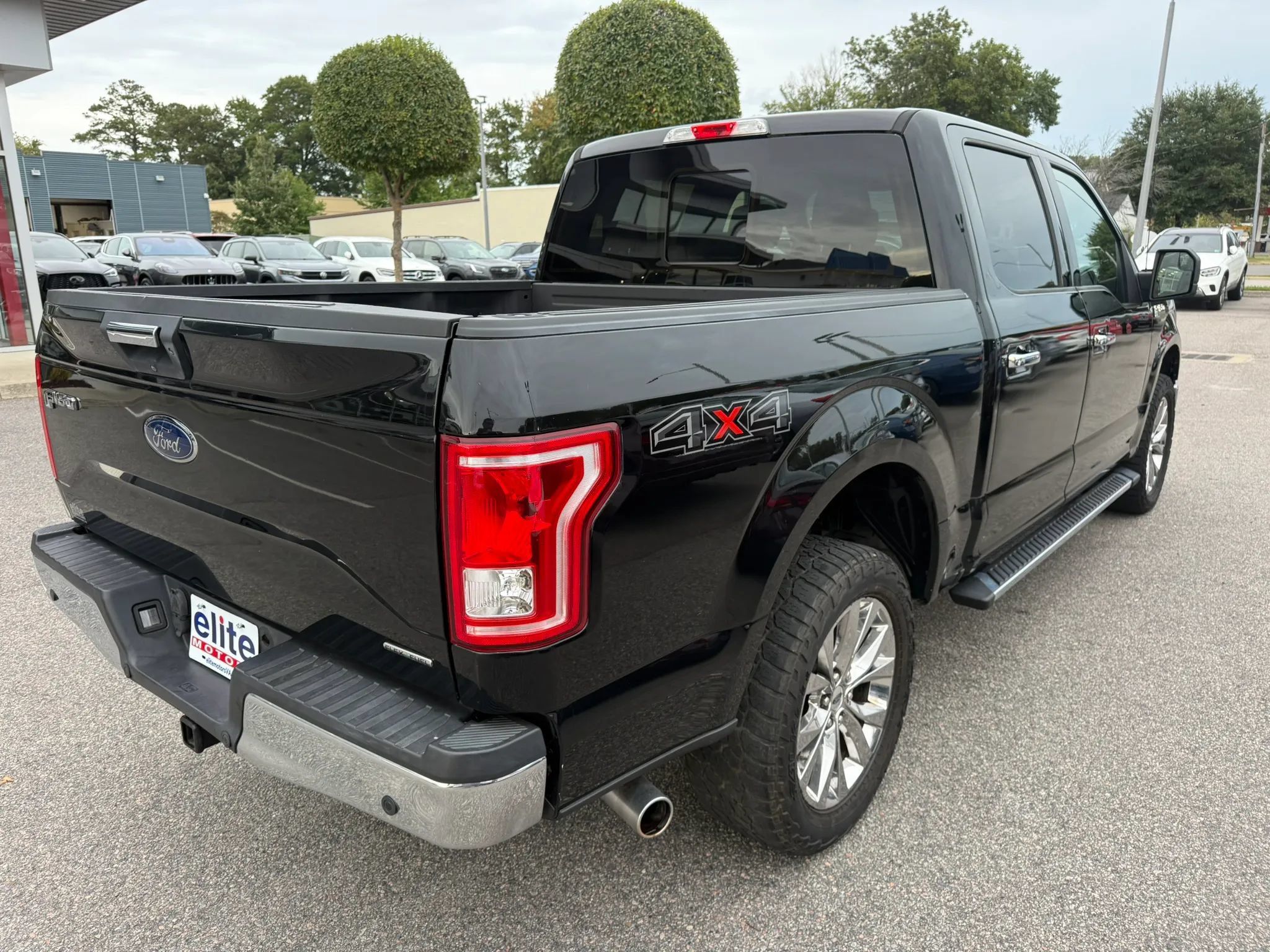 Used 2016 Ford F150 XLT w/ Equipment Group 302A Luxury AWD/4WD image 8