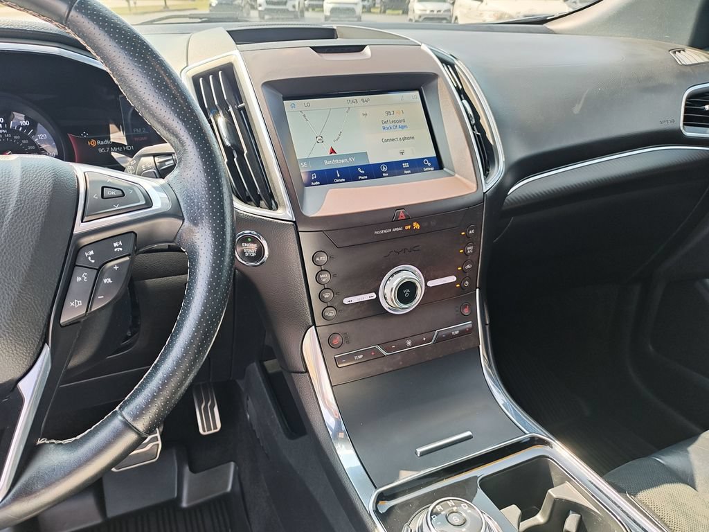 Used 2020 Ford Edge ST w/ Cold Weather Package AWD/4WD image 20