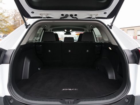 Used 2023 Toyota RAV4 XLE image 14