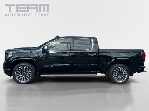 Used 2023 GMC Sierra 1500 Denali Ultimate image 4