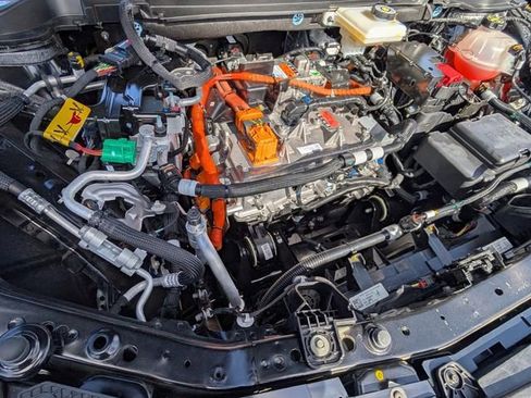 Used 2025 Chevrolet Equinox EV LT image 20