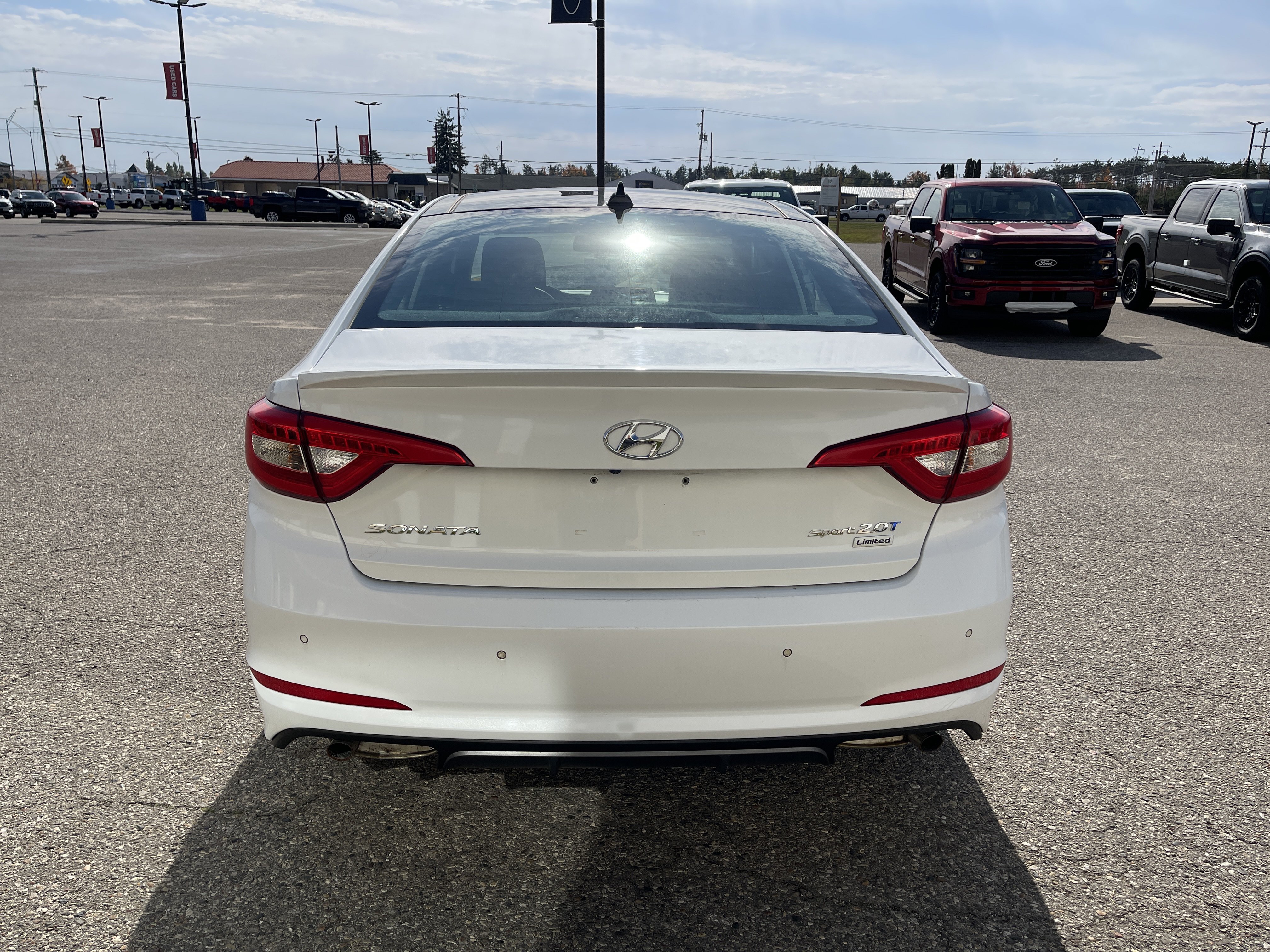Used 2015 Hyundai Sonata Limited 2.0T FWD image 4