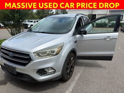 Used 2018 Ford Escape SE w/ SE Sport Appearance Package