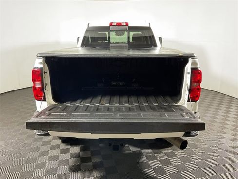 Used 2016 Chevrolet Silverado 3500 High Country image 14