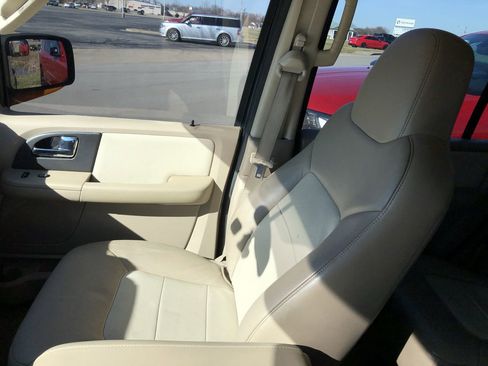 Used 2005 Ford Expedition King Ranch image 22