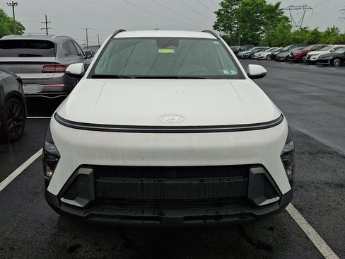 Certified 2024 Hyundai Kona SEL FWD image 2
