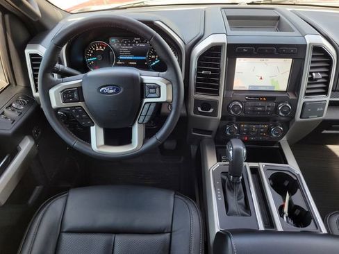Used 2020 Ford F150 Lariat RWD image 13