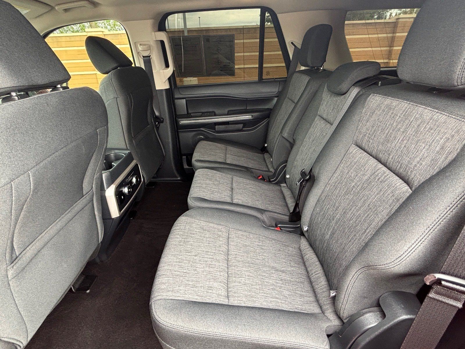 Used 2023 Ford Expedition XLT RWD image 27