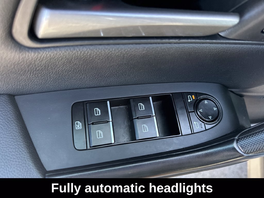 Used 2025 MAZDA CX-50 AWD 2.5 Hybrid w/ Premium Pkg image 14