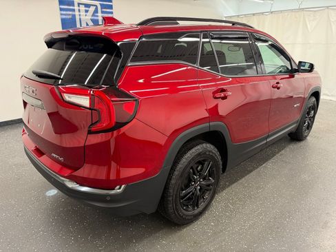 Used 2024 GMC Terrain AT4 AWD/4WD image 2