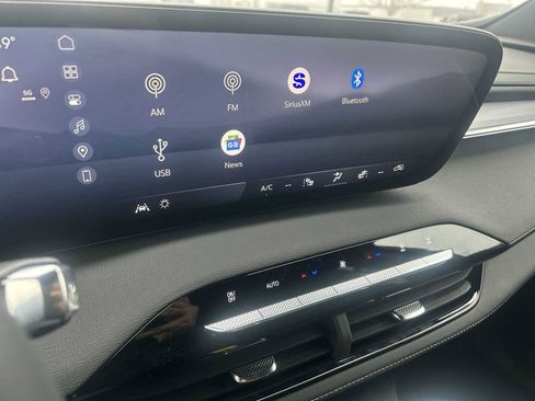 New 2026 Buick Enclave Sport Touring w/ Power Package image 12