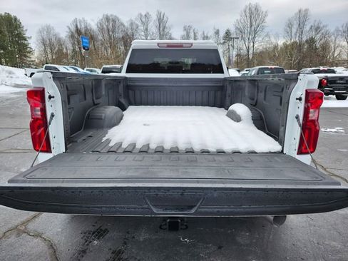 Used 2024 Chevrolet Silverado 3500 W/T image 15