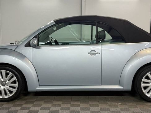 Used 2009 Volkswagen Beetle Convertible FWD image 7