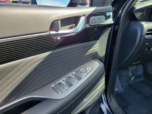 Used 2023 Hyundai Palisade Calligraphy image 18