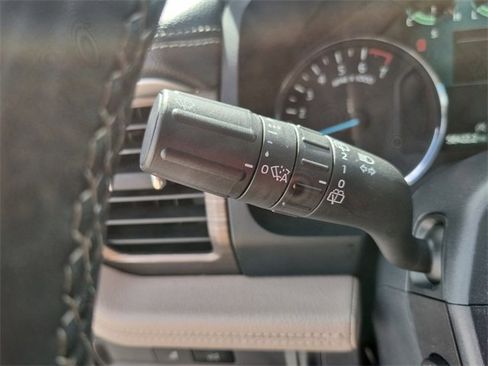 Used 2024 Ford Expedition Max Limited image 25