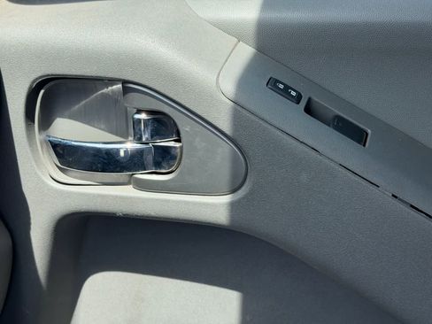 Used 2017 Nissan Frontier SV w/ SV Value Truck Package image 19