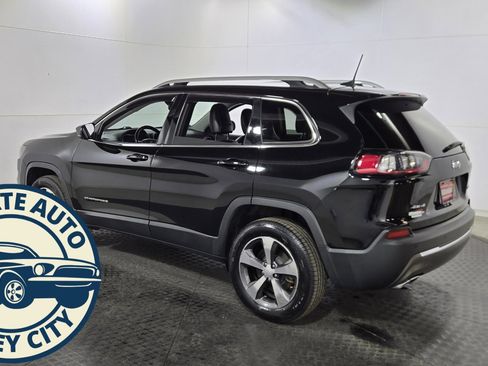 Used 2020 Jeep Cherokee Limited image 7