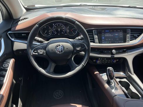 Used 2021 Buick Enclave Avenir AWD/4WD image 13
