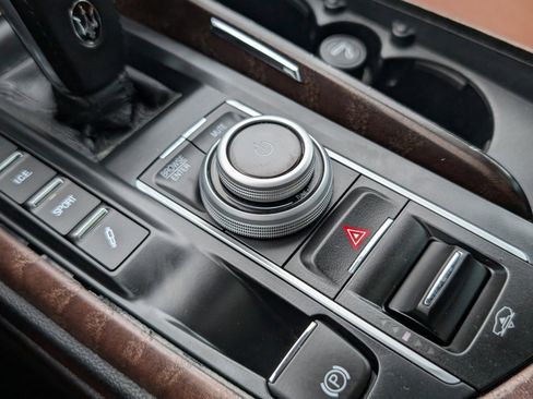 Used 2022 Maserati Levante Modena image 26