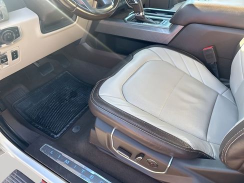 Used 2020 Ford F150 Limited w/ Trailer Tow Package image 28