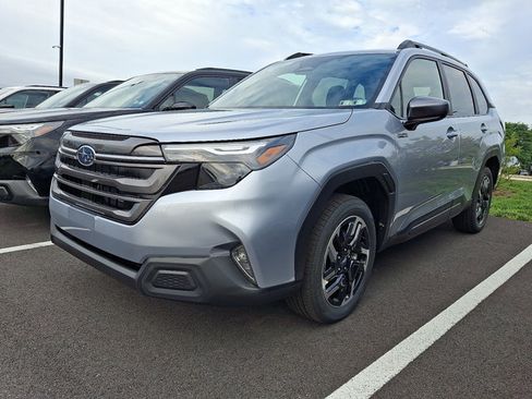 New 2026 Subaru Forester Premium AWD/4WD image 2